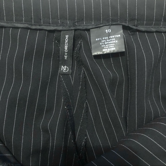 New Directions Black & White Pinstripes Wide Leg Trouser Button & Zip Closure - Picture 9 of 9
